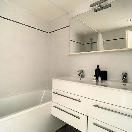 Apartman 2p Centre-ville Terrasse Cannes